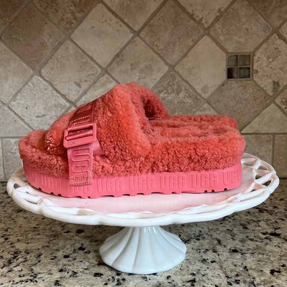 UGG FLUFFITA Slides Pink Blossom Women's Sherling Size 8 Platform - Picture 9 of 14